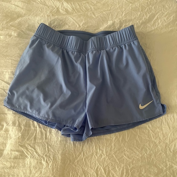 Nike Shorts - Picture 1 of 4